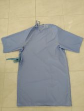 Short sleeved clinician's gown BACK G2 Breathe-Easy